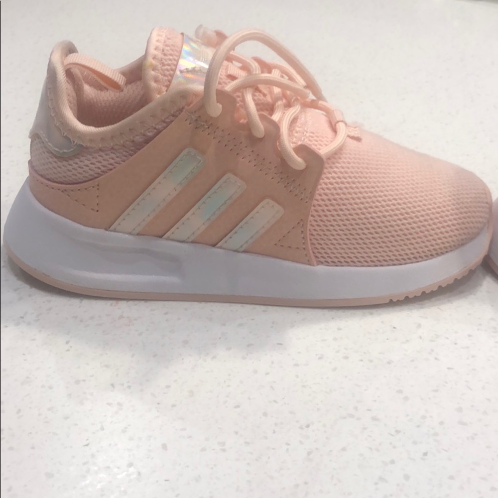 Adidas toddler girl shoes
